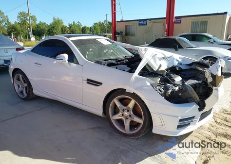 2016 Mercedes-Benz Slk 350 z USA, uszkodzony, nr VIN WDDPK5HA3GF115465